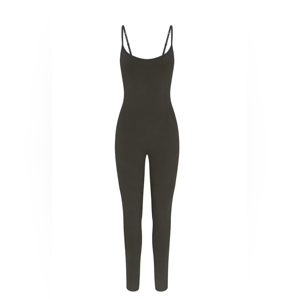 Skims Outdoor Cami Catsuit Washed Onyx Black - Sleeveless Jumpsuit Onesie